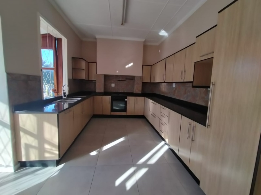 3 Bedroom Property for Sale in Cambridge Eastern Cape